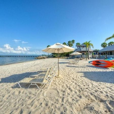 Charming One Bedroom Resort-Style Studio With Pool And Beach Access Ruskin Zewnętrze zdjęcie