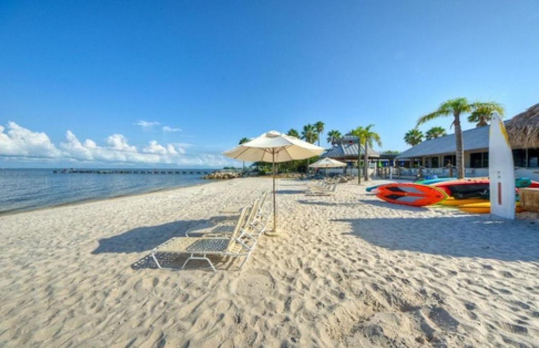 Charming One Bedroom Resort-Style Studio With Pool And Beach Access Ruskin Zewnętrze zdjęcie